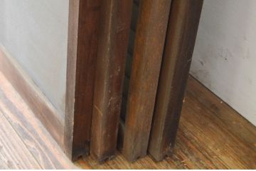 アンティーク建具　風情のある佇まいが魅力的な格子入り幅狭ガラス戸4枚セット(窓、引き戸、格子戸)(R-069662)