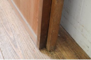 アンティーク建具　杉材　柾目の美しい幅狭板戸窓2枚セット(引き戸)(R-069663)