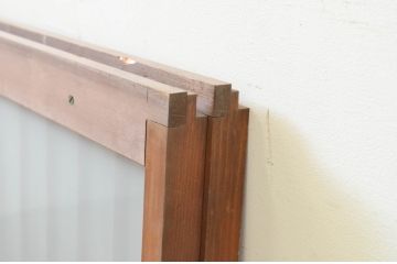 アンティーク建具　レトロな空間を演出する格子入りガラス窓2枚セット(ガラス入り障子戸、引き戸、ガラス戸)(R-069666)