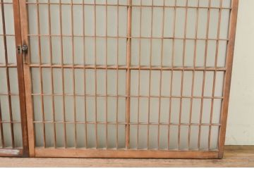 アンティーク建具　レトロな空間を演出する格子入りガラス窓2枚セット(引き戸、ガラス戸、ガラス入り障子戸)(R-069667)