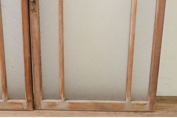 アンティーク建具　大正ロマン　ノスタルジックな雰囲気溢れる古い洋館のガラス窓2枚セット(引き戸、ガラス戸)(R-069668)