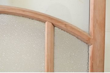 アンティーク建具　大正ロマン　ノスタルジックな雰囲気溢れる古い洋館のガラス窓2枚セット(引き戸、ガラス戸)(R-069668)