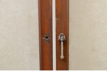 アンティーク建具　大正ロマン　どこか懐かしい雰囲気漂う幅狭ガラス窓4枚セット(引き戸、ガラス戸)(R-069672)