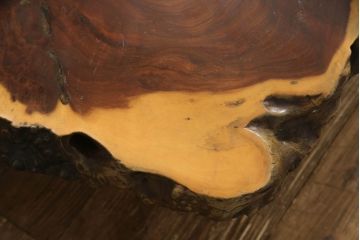 和製ビンテージ　花梨(カリン材)　貴重な鳥眼杢の木肌が魅力的な座卓(ローテーブル、ダイニングテーブル、リビングテーブル、作業台、ヴィンテージ)(R-069676)