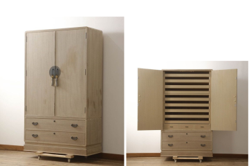 中古　伝統工芸士　小林雄蔵作　繊細な透かしの金具が上品な雰囲気を醸し出す加茂総桐箪笥(胴厚)　(R-069678)