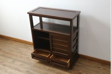 中古　美品　松本民芸家具　#505型　落ち着きのある色合いが和モダンな印象を深める茶箪笥(飾り棚、茶棚、収納棚、戸棚)(定価約30万円)(R-069685)