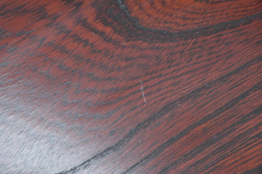 中古　美品!!　岩谷堂箪笥　漆塗り　あられ紋様の金具が目を惹く、和モダンな空間づくりにおすすめのサイドチェスト　(R-069686)