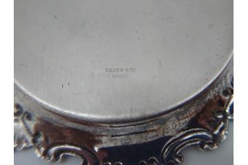 昭和レトロ　銀座和光(WAKO)　SILVER970・950　銀製　総重量約53g　レモン皿・フォーク(ピック)2点セット(箱付き、レモントレー、小皿、銀食器、シェルモチーフ)(R-069697)