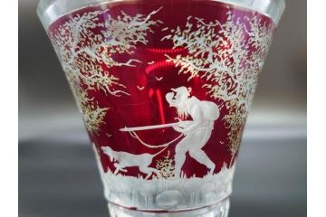 チェコ製　GLASSBOR(グラスバー)　鹿模様　ボヘミアガラス　ボヘミアングラス　花器(カットグラス、切子、フラワーベース、花瓶)(R-069698)