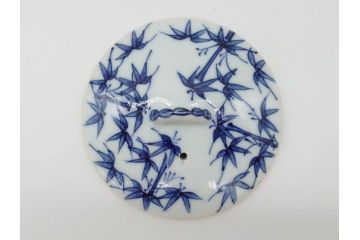 平安　京泉作　染付　岩竹絵のデザインが目を惹く煎茶器セット(急須、湯冷まし、湯呑み5客、共箱付き、和食器、茶道具、茶器)(R-069704)