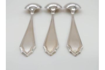 昭和レトロ　天賞堂　SILVER(シルバー)950　銀製　総重量約84g　上品な雰囲気溢れるスプーン3本・楊枝5本セット(箱付き、カトラリー)(R-069705)