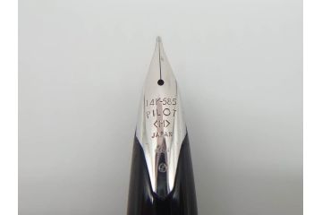 PILOT(パイロット)　〈M〉14K-585　H484　スターリングシルバー　PILOT CUSTOM STERLING SILVER JAPAN　御守　大本山　増上寺　般若心経　スペアーインキブルー付き　万年筆(共箱付き、筆記具、文具)(R-069707)