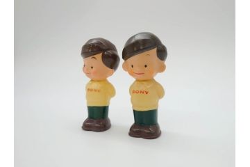 当時物　ソニー坊や　SONY　CORP　JARAN　キャラクター　フィギュア　10cm　可愛らしくて癒されるソフビ人形2体(置物)(R-069709)