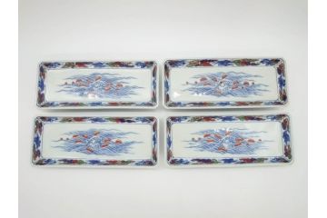 今泉今右衛門　雲鶴　波　花　色絵　染付　繊細な絵付けが魅力的な長角皿4枚セット(和食器、トレイ、ペン入れ)(R-069712)