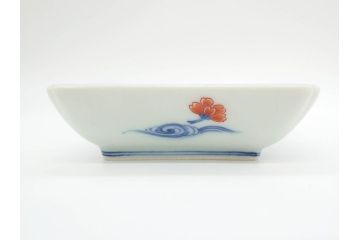 今泉今右衛門　雲鶴　波　花　色絵　染付　繊細な絵付けが魅力的な長角皿4枚セット(和食器、トレイ、ペン入れ)(R-069712)