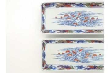 今泉今右衛門　雲鶴　波　花　色絵　染付　繊細な絵付けが魅力的な長角皿4枚セット(和食器、トレイ、ペン入れ)(R-069712)