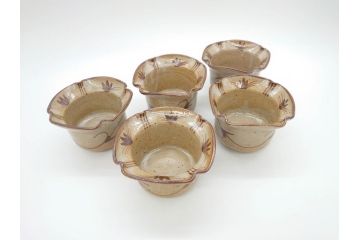 十三代　太郎右衛門陶房　唐津焼窯元　絵唐津　おしゃれなデザインが目を惹く向付5客セット(忠夫、共箱付き、和食器)(R-069713)