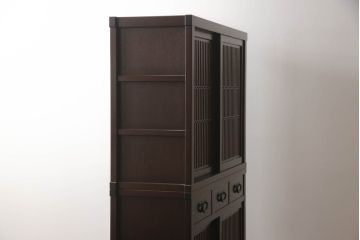 中古　美品　上質な和の空間を演出する二段重ね水屋箪笥(食器棚、茶箪笥、キャビネット、収納棚、戸棚、店舗什器)(R-069759)