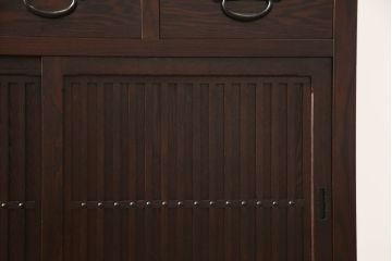 中古　美品　上質な和の空間を演出する水屋箪笥サイドボード(サイドキャビネット、収納棚、戸棚、食器棚、茶箪笥)(R-069761)