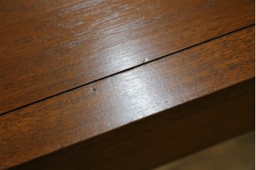 中古　DREXEL HERITAGE(ドレクセルヘリテイジ)　Triune(トライユン)　クラシックなデザインが素敵なニーホールデスク　定価約41万円　(R-069766)