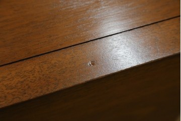 中古　DREXEL HERITAGE(ドレクセルヘリテイジ)　Triune(トライユン)　クラシックなデザインが素敵なニーホールデスク　定価約41万円　(R-069766)