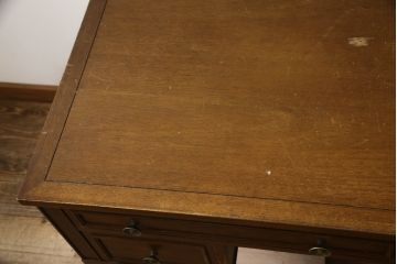 中古　DREXEL HERITAGE(ドレクセルヘリテイジ)　Triune(トライユン)　クラシックなデザインが素敵なニーホールデスク(両袖デスク、机、ワークデスク、在宅ワーク用、在宅用)(定価約41万円)(R-069766)