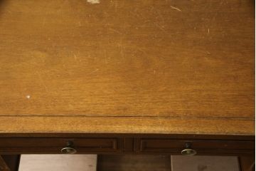 中古　DREXEL HERITAGE(ドレクセルヘリテイジ)　Triune(トライユン)　クラシックなデザインが素敵なニーホールデスク(両袖デスク、机、ワークデスク、在宅ワーク用、在宅用)(定価約41万円)(R-069766)