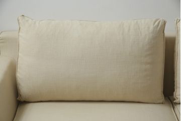 中古　ACTUS(アクタス)　シンプルモダンな佇まいが魅力の2人掛けソファ(二人掛け、2P)(R-069767)