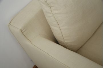 中古　ACTUS(アクタス)　シンプルモダンな佇まいが魅力の2人掛けソファ(二人掛け、2P)(R-069767)