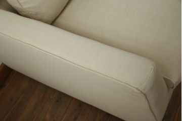 中古　ACTUS(アクタス)　シンプルモダンな佇まいが魅力の2人掛けソファ(二人掛け、2P)(R-069767)