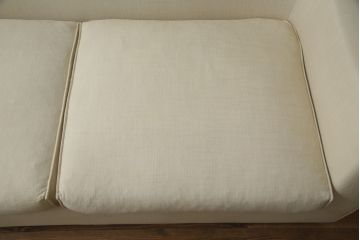 中古　ACTUS(アクタス)　シンプルモダンな佇まいが魅力の2人掛けソファ(二人掛け、2P)(R-069767)