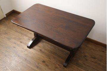 中古　美品　松本民芸家具　クラシカルな脚がおしゃれなT型食卓(ダイニングテーブル、作業台、4人掛け、6人掛け)(定価約33万円)(R-069770)