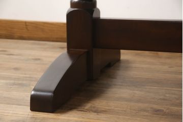 中古　美品　松本民芸家具　クラシカルな脚がおしゃれなT型食卓(ダイニングテーブル、作業台、4人掛け、6人掛け)(定価約33万円)(R-069770)