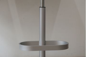中古　短期展示品　美品　Cassinaixc.(カッシーナイクスシー)　Boomerang(ブーメラン)　シンプルで上品な佇まいが魅力のカウンターチェア2脚セット(回転椅子、ハイチェア、アームレスチェア、店舗什器)(R-069788)
