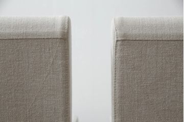 中古　短期展示品　美品　Cassinaixc.(カッシーナイクスシー)　Boomerang(ブーメラン)　シンプルで上品な佇まいが魅力のカウンターチェア2脚セット(回転椅子、ハイチェア、アームレスチェア、店舗什器)(R-069789)