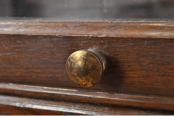 和製アンティーク　オーク材　落ち着いた色合いがクラシカルなお部屋に馴染みやすい脚付きスタッキングブックケース(本箱、収納棚、戸棚、キャビネット、飾り棚、陳列棚)(R-069791)