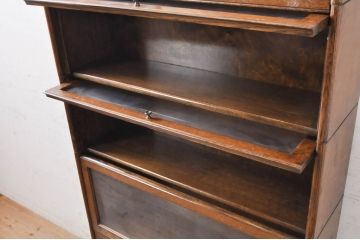 イギリスアンティーク　オーク材　落ち着いた色合いがクラシカルなお部屋に馴染みやすいスタッキングブックケース(本箱、収納棚、戸棚、キャビネット、飾り棚、陳列棚、英国)(R-069794)