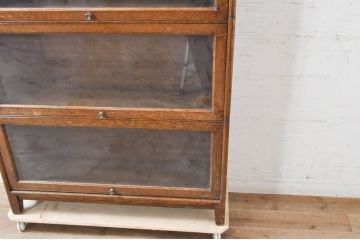 イギリスアンティーク　オーク材　落ち着いた色合いがクラシカルなお部屋に馴染みやすいスタッキングブックケース(本箱、収納棚、戸棚、キャビネット、飾り棚、陳列棚、英国)(R-069794)