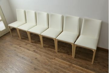 中古　短期展示品　Cassinaixc.(カッシーナイクスシー)　IXC. R&D(イクスシー.R&D)　LINE(ライン)　ウルトラスエード(ULTRASUEDE)　Eランク　シンプルですっきりとした佇まいが魅力のダイニングチェア6脚セット(椅子、イス、アームレスチェア、店舗什器)(定価6脚で約46万2千円)(R-069800)