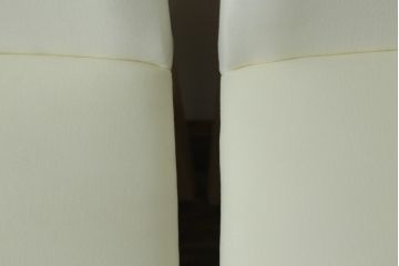 中古　短期展示品　Cassinaixc.(カッシーナイクスシー)　IXC. R&D(イクスシー.R&D)　LINE(ライン)　ウルトラスエード(ULTRASUEDE)　Eランク　シンプルですっきりとした佇まいが魅力のダイニングチェア6脚セット(椅子、イス、アームレスチェア、店舗什器)(定価6脚で約46万2千円)(R-069800)