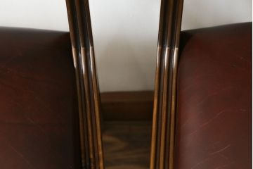 中古　スペイン製　バロッサバレンティ(VARO,S.A. VALENTI)　緩やかな曲線を描くデザインが美しいダイニングチェア2脚セット(椅子、イス)(定価2脚で約30万円)(R-069802)