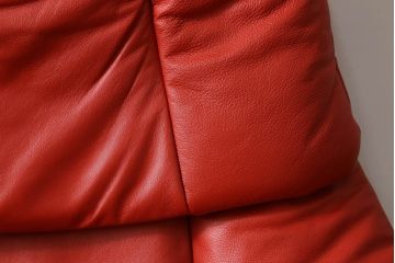 中古　EKORNES(エコーネス)　Reno　レノクラシック　Mサイズ　本革(レザー)　くつろぎの時間におすすめのオットマン付きストレスレスチェア(アームチェア、リクライニングチェア、椅子、一人掛けソファ、1Pソファ、北欧)(定価約47万円)(R-069809)
