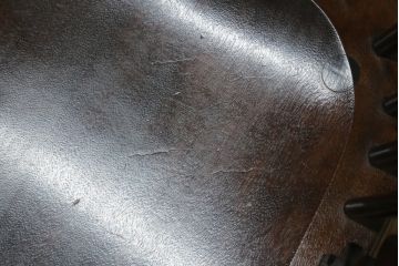 中古　松本民芸家具　#44A型　シックな色合いとクラシカルな佇まいが魅力のウィンザーチェア2脚セット(ウインザーチェア、アームチェア、板座チェア、ダイニングチェア、椅子、イス)(定価2脚で約40万円)(R-069812)