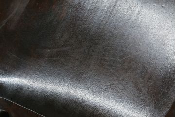 中古　松本民芸家具　#44A型　シックな色合いとクラシカルな佇まいが魅力のウィンザーチェア2脚セット(ウインザーチェア、アームチェア、板座チェア、ダイニングチェア、椅子、イス)(定価2脚で約40万円)(R-069812)