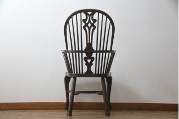 中古　希少!!　松本民芸家具　中古ではなかなかお目にかかれない猫脚ウィンザーチェア(ウインザーチェア、アームチェア、板座チェア、ダイニングチェア、椅子、イス)(定価約34万円)(R-069814)