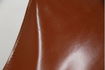 中古　Cassina(カッシーナ)　413　CAB(キャブ)　MARIO BELLINI(マリオベリーニ)　シンプルモダンな空間づくりに活躍するアームチェア(ダイニングチェア、椅子、イス)(定価約38万5千円)(R-069822)