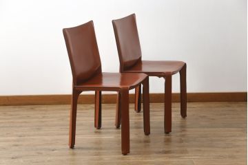 中古　Cassina(カッシーナ)　412　CAB(キャブ)　MARIO BELLINI(マリオベリーニ)　シンプルモダンな空間づくりに活躍するアームレスチェア2脚セット(ダイニングチェア、椅子、イス)(定価2脚で約47万5千円)(R-069823)