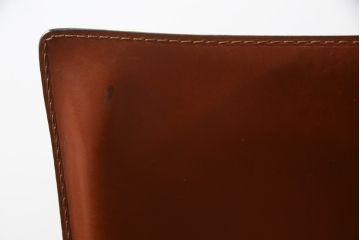 中古　Cassina(カッシーナ)　412　CAB(キャブ)　MARIO BELLINI(マリオベリーニ)　シンプルモダンな空間づくりに活躍するアームレスチェア2脚セット(ダイニングチェア、椅子、イス)(定価2脚で約47万5千円)(R-069823)