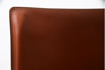 中古　Cassina(カッシーナ)　412　CAB(キャブ)　MARIO BELLINI(マリオベリーニ)　シンプルモダンな空間づくりに活躍するアームレスチェア2脚セット(ダイニングチェア、椅子、イス)(定価2脚で約47万5千円)(R-069823)