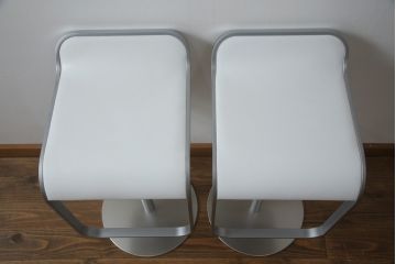 中古　Lapalma(ラパルマ)　LEM(レム)　シンプルで洗練されたデザインが美しいハイスツール2脚セット(ハイチェア、カウンンターチェア、椅子、イス)(R-069825)